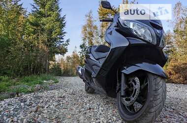 Макси-скутер Suzuki Skywave 250 2007 в Ивано-Франковске