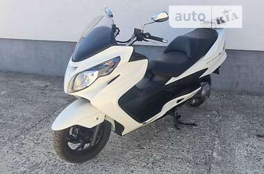 Макси-скутер Suzuki Skywave 250 2008 в Черновцах