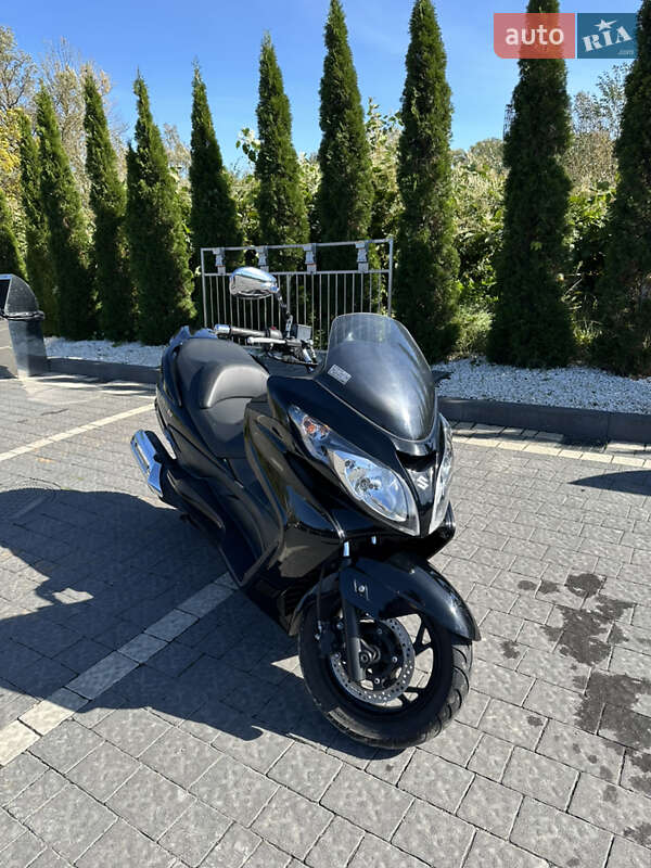 Suzuki Skywave 250 2011