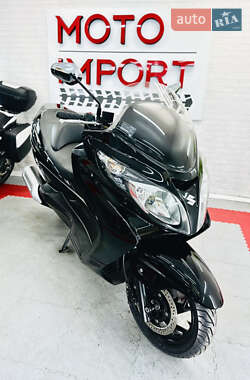 Макси-скутер Suzuki Skywave 250 2007 в 