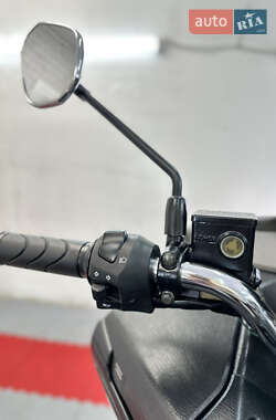 Макси-скутер Suzuki Skywave 250 2007 в 