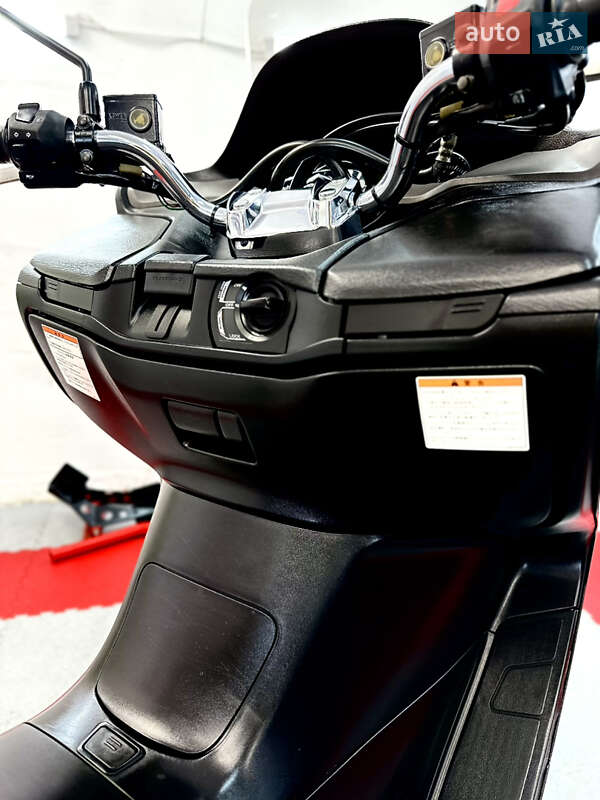Максі-скутер Suzuki Skywave 250 2007 в Одесі