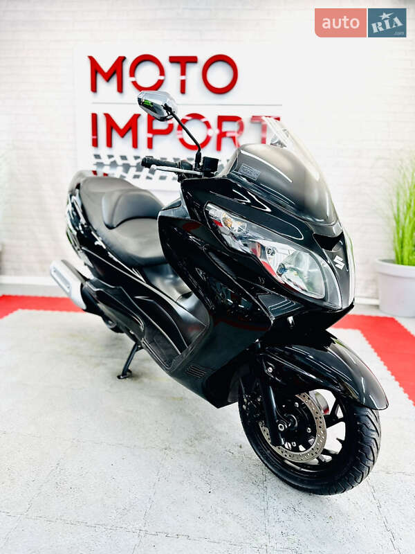 Макси-скутер Suzuki Skywave 250 2007 в 