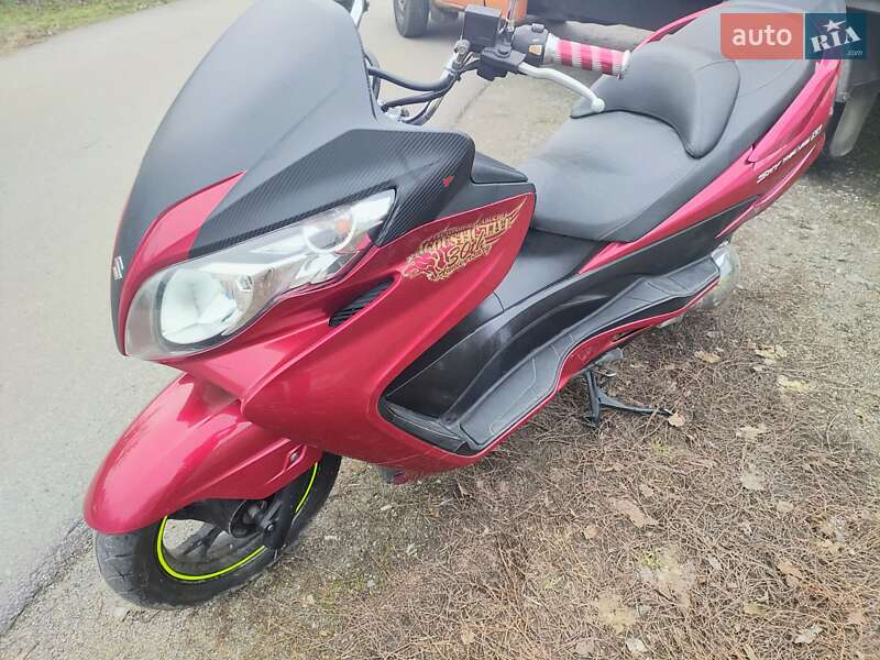Макси-скутер Suzuki Skywave 250 2009 в Белой Церкви