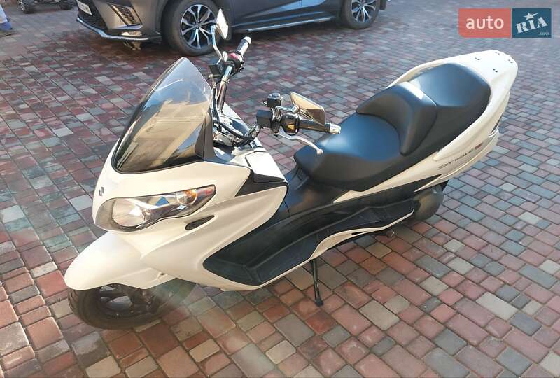 Макси-скутер Suzuki Skywave 250 2009 в Одессе фото 2 Макси-скутер Suzuki Skywave 250 2009 в Одессе