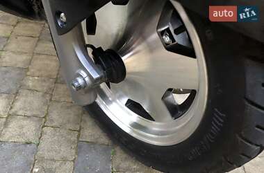 Макси-скутер Suzuki Skywave 250 2007 в 