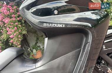 Макси-скутер Suzuki Skywave 250 2009 в 