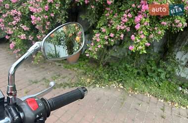 Макси-скутер Suzuki Skywave 250 2009 в 