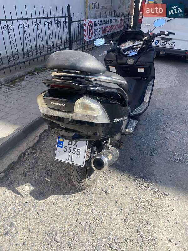 Макси-скутер Suzuki Skywave 250 2007 в Каменец-Подольском