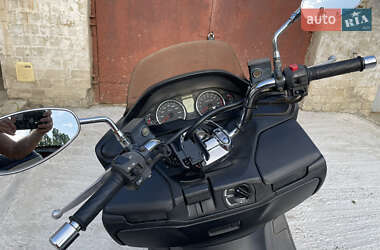 Макси-скутер Suzuki Skywave 250 2007 в 