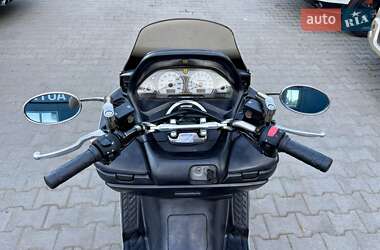 Макси-скутер Suzuki Skywave 250 2007 в 
