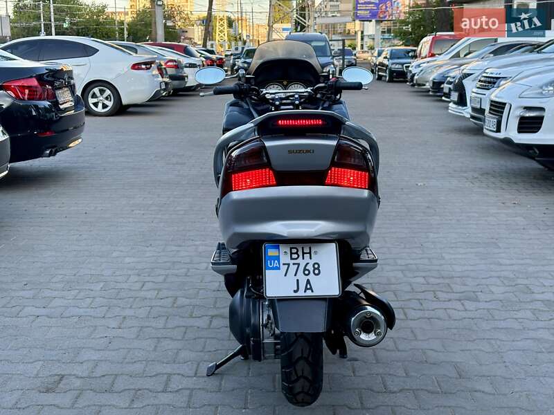 Макси-скутер Suzuki Skywave 250 2007 в Одессе