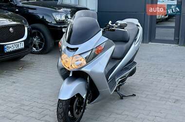 Макси-скутер Suzuki Skywave 250 2007 в 