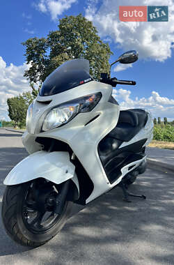 Макси-скутер Suzuki Skywave 250 2010 в Василькове