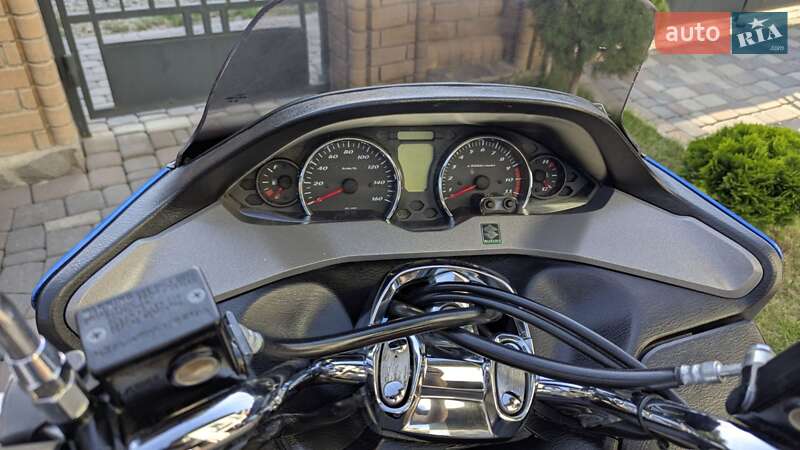 Макси-скутер Suzuki Skywave 250 2008 в Черновцах