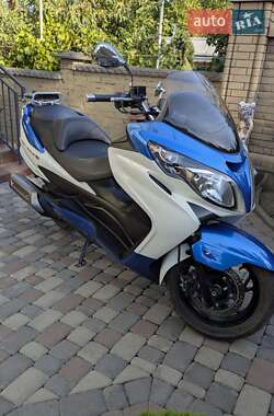 Макси-скутер Suzuki Skywave 250 2008 в 