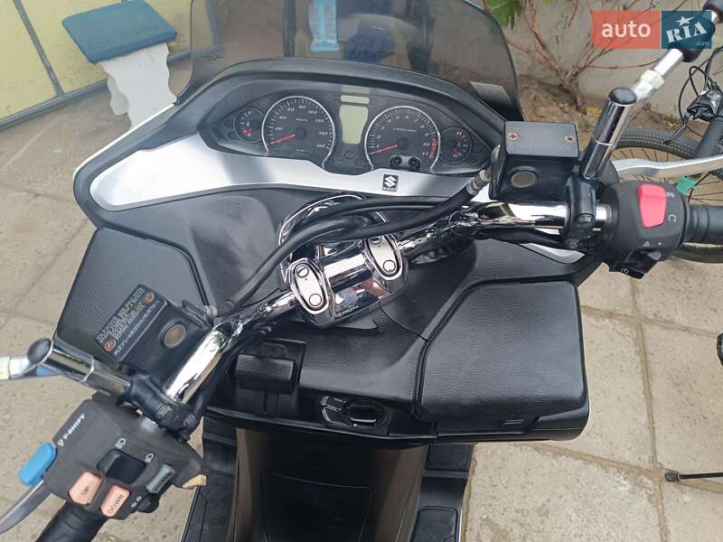 Макси-скутер Suzuki Skywave 250 2007 в Белгороде-Днестровском фото 5 Макси-скутер Suzuki Skywave 250 2007 в Белгороде-Днестровском