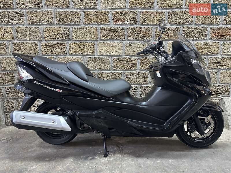 Максі-скутер Suzuki Skywave 250 2011 в Одесі фото 8 Максі-скутер Suzuki Skywave 250 2011 в Одесі