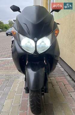 Макси-скутер Suzuki Skywave 250 2007 в 