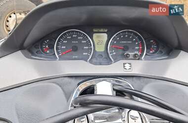 Максі-скутер Suzuki Skywave 250 2008 в 