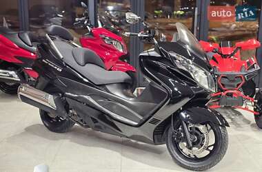 Макси-скутер Suzuki Skywave 250 2008 в Харькове