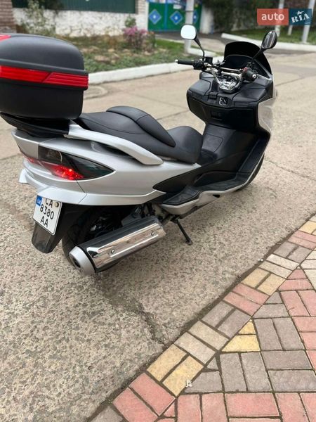 Скутер Suzuki Skywave 250 2006 в Южноукраинске