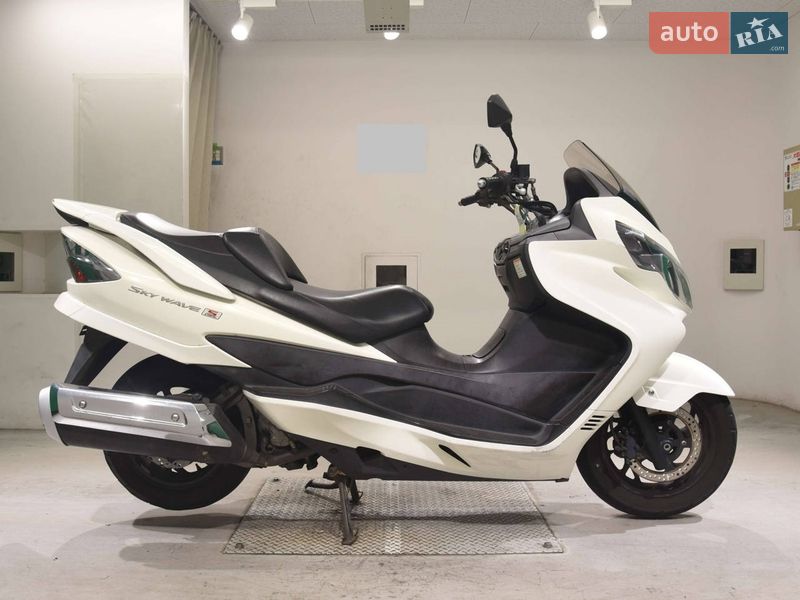Suzuki Skywave 250 2010