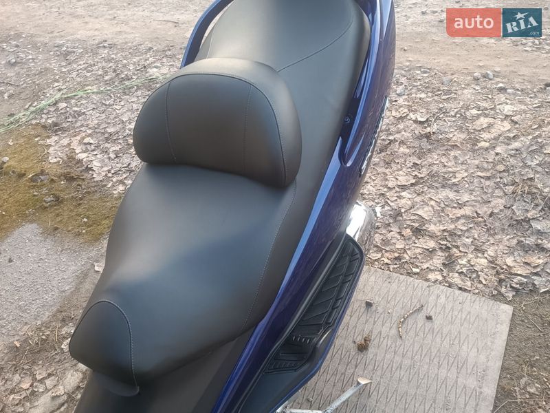 Макси-скутер Suzuki Skywave 250 2007 в Кременчуге