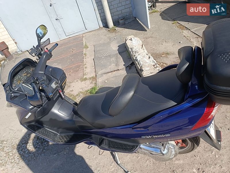 Макси-скутер Suzuki Skywave 250 2007 в Кременчуге