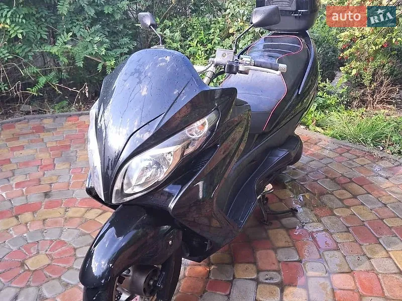 Suzuki Skywave 250 2011