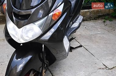 Макси-скутер Suzuki Skywave 250 2007 в Одессе