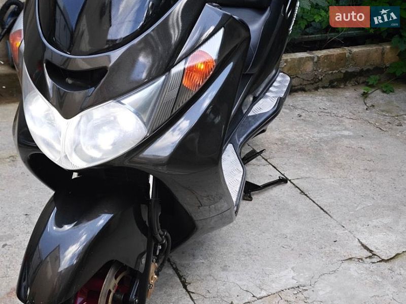 Макси-скутер Suzuki Skywave 250 2007 в Одессе