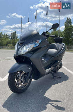 Макси-скутер Suzuki Skywave 400 2015 в Днепре