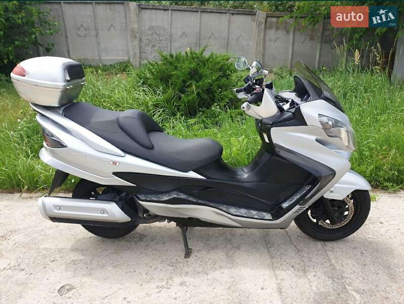 Максі-скутер Suzuki Skywave 400 2008 в Одесі фото 7 Максі-скутер Suzuki Skywave 400 2008 в Одесі