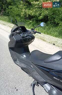 Максі-скутер Suzuki Skywave 400 2014 в Сумах