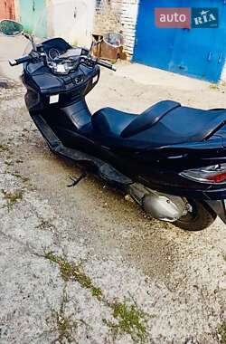 Макси-скутер Suzuki Skywave 400 2009 в 