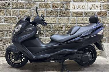 Макси-скутер Suzuki Skywave 400 2012 в Одессе