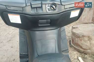 Макси-скутер Suzuki Skywave 400 2008 в 