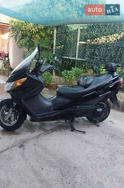 Макси-скутер Suzuki Skywave 400 2005 в 