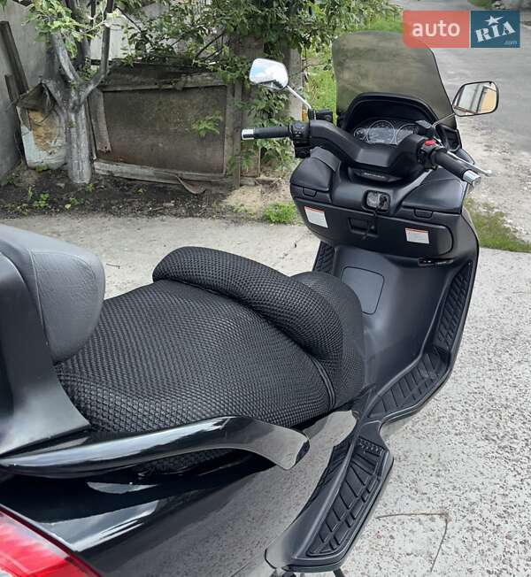 Скутер Suzuki Skywave 400 2004 в Киеве