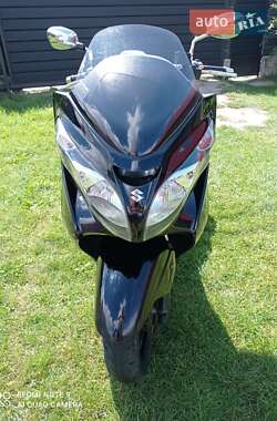 Макси-скутер Suzuki Skywave 400 2007 в 