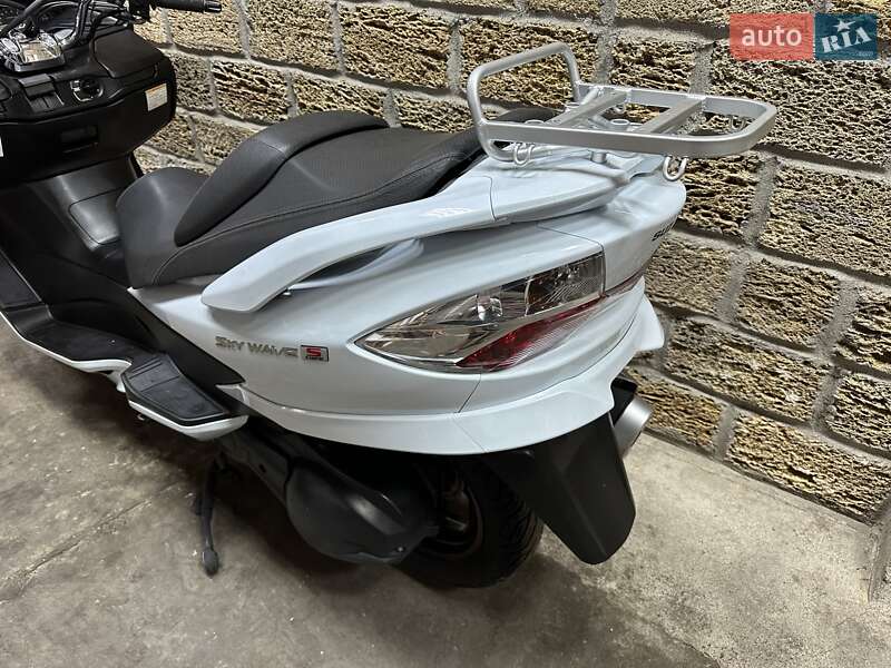 Макси-скутер Suzuki Skywave 400 2016 в Одессе фото 7 Макси-скутер Suzuki Skywave 400 2016 в Одессе