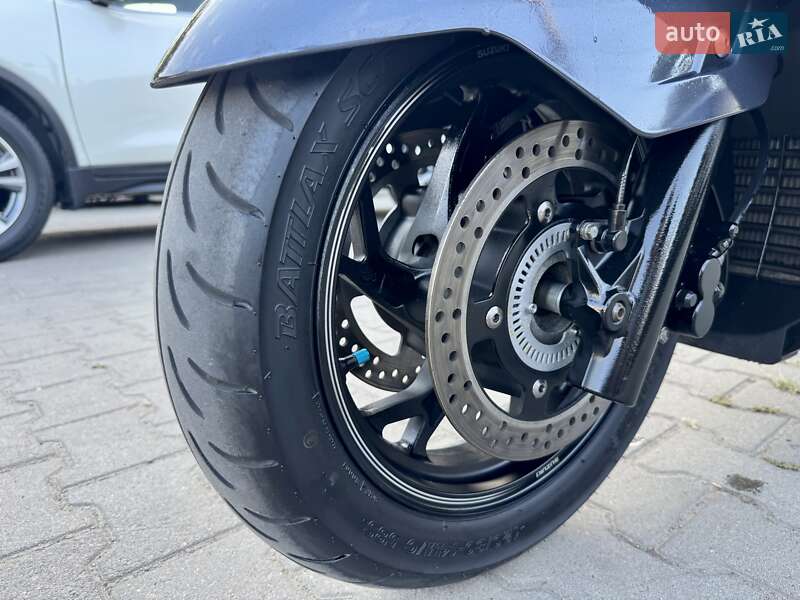 Скутер Suzuki Skywave 400 2012 в Одессе