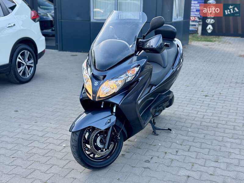 Скутер Suzuki Skywave 400 2012 в Одессе