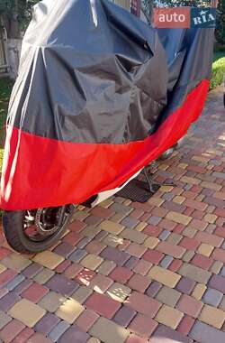 Макси-скутер Suzuki Skywave 400 2007 в 