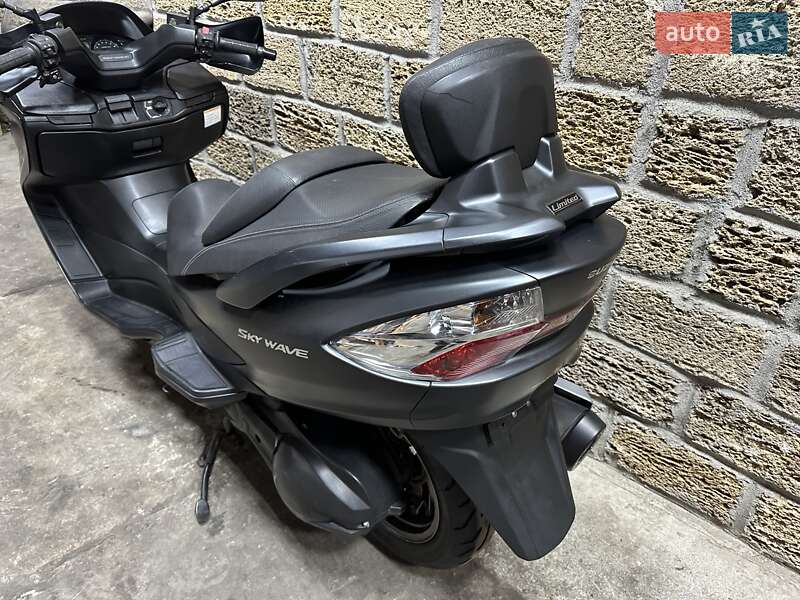 Максі-скутер Suzuki Skywave 400 2015 в Одесі фото 2 Максі-скутер Suzuki Skywave 400 2015 в Одесі