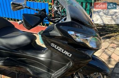 Грузовые мотороллеры, мотоциклы, скутеры, мопеды Suzuki Skywave 400 2009 в Бучаче