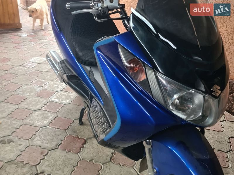 Макси-скутер Suzuki Skywave 400 2005 в Черновцах