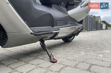 Макси-скутер Suzuki SkyWave 650 2005 в 