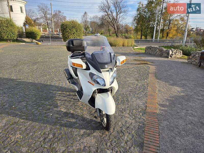 Максі-скутер Suzuki SkyWave 650 2012 в Білій Церкві